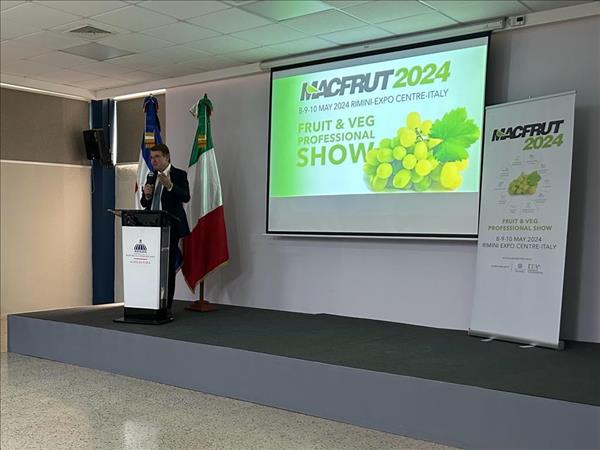 Macfrut si presenta  in Repubblica Dominicana
